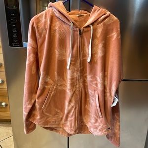 Zip up fleece hoodie from O’Neill. No flaws or stains. New with tags.